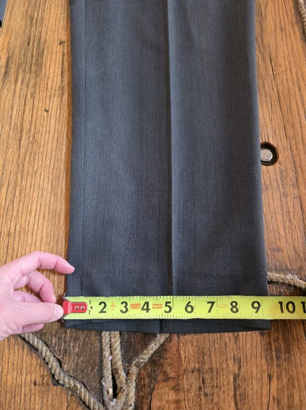 Hart Schaffner Marx Men's Dark Gray Two-Piece Suit 44